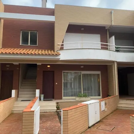 דירה Pool And Beach Nice Flat *
